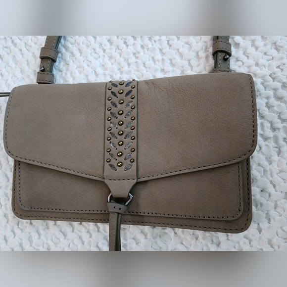 Lucky Brand Wallet Crossbody - Picture 3 of 10